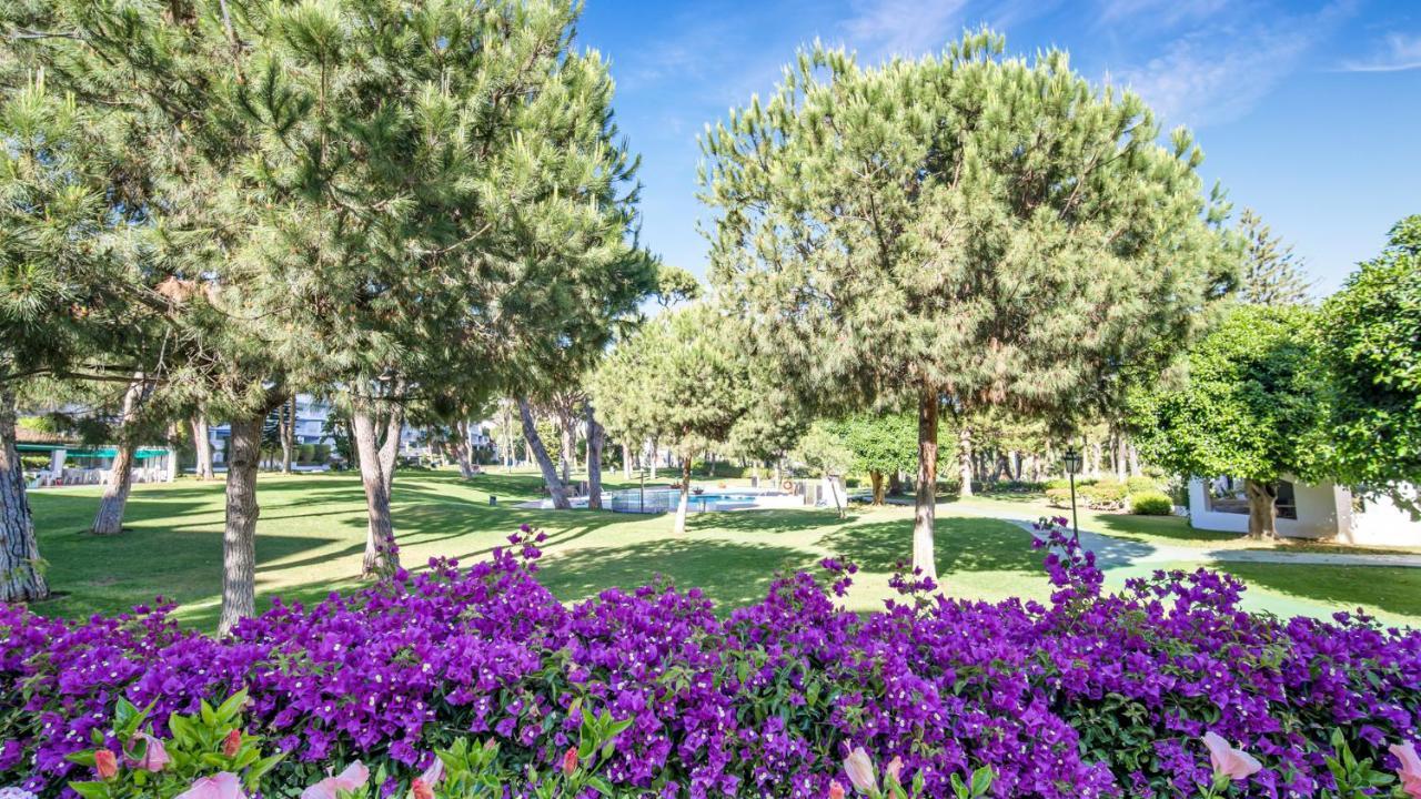 Apartamento Large In Playas Del Duque Marbella